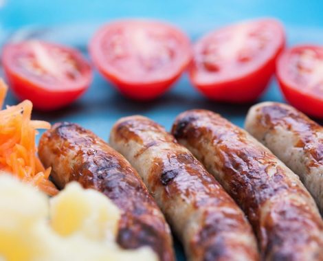 cropped-bratwurst-364587_1920.jpg